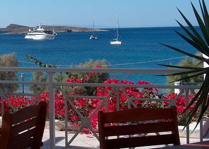 Cyclades 2* פיניקאס